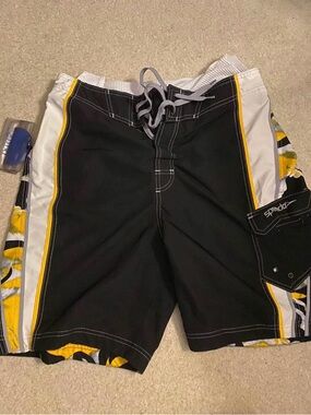 Men's Size Large Speedo Black and Yellow Men's Swim Shorts with White Liner GUC